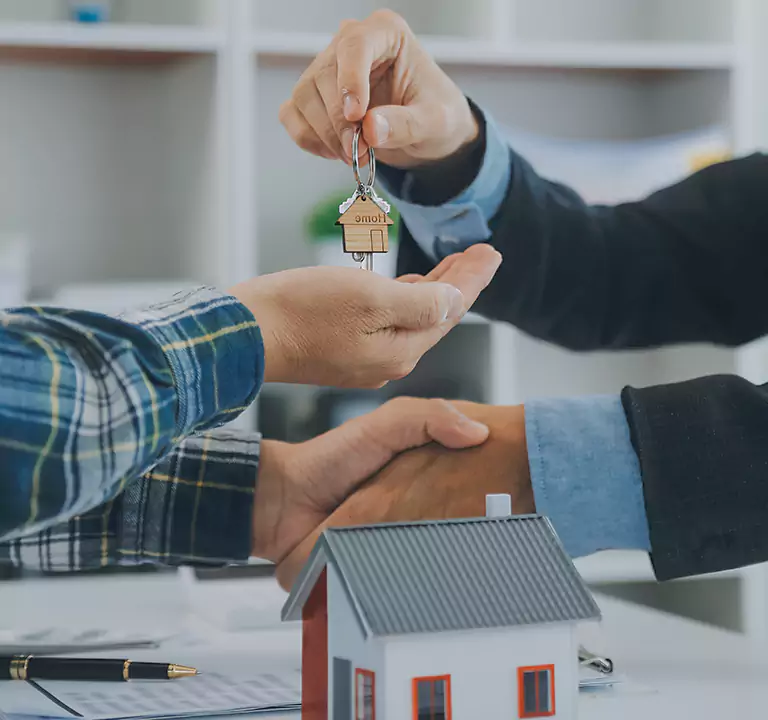 Top-Notch Company to Sell House Without Agent in Brentwood, NY